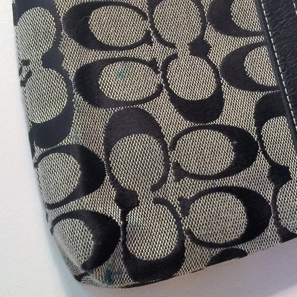 Authentic Coach Wristlet - Picture 5 of 5